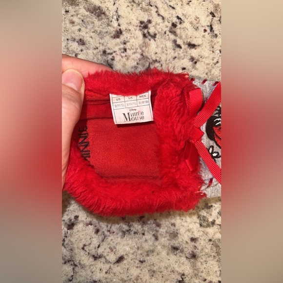 Minnie Mouse Girls 11/12 Hard base slipper - Picture 4 of 4